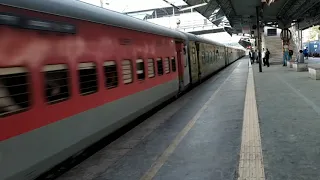 82654/Jaipur - Yesvantpur Suvidha Express