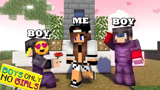 I Secretly Joined BOYS ONLY Server as GIRL in Minecraft!