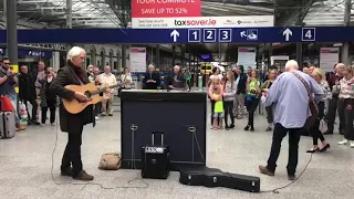 HSE Tullamore Staff Choir -  Flashmob in Dublin Heuston Station Pink Floyd Wish You Were Here