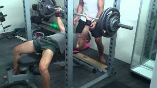 Bench 125kg 9 reps