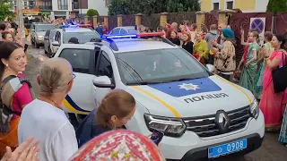 Шок! Облава ТЦК сама попала в окружение Кришнаитов! Мирный протест! Любовь спасет мир!