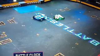 Witch doctor vs yeti battlebots 2018