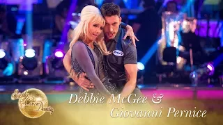 Debbie McGee & Giovanni Pernice Cha Cha to 'The Shoop Shoop Song (It's In His Kiss)' - Strictly 2017