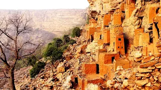 The Unique Cliffside Homes Of Mali's Dogon People | Land of the Dogon