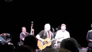 Willie Nelson and Jimmy Carter singing Amazing Grace