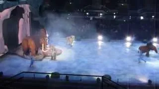 Holiday on Ice 2012 - Ice Age - LIVE in Bremen - 01