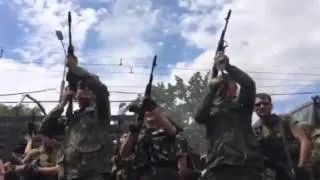 Pro Russian Vostok Battalion fires guns in salute to separatists of Novorossiya