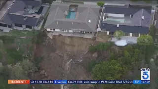 Newport Beach home teetering on the edge after cliffside collapse