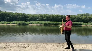 George Michael - Careless Whisper. Outdoor walking with #saxophone. #Саксофоніст Романенко #COVER 🎷