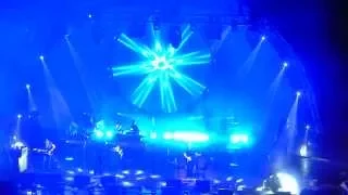 Brit Floyd - Breathe 3/22/2015 HD Stereo (Madison Wi)