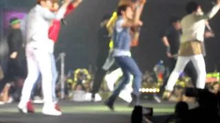 Shinee - Replay @SMTown Live in Paris Concert