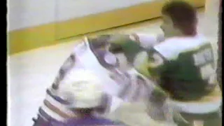 Neal Broten vs Wayne Gretzky