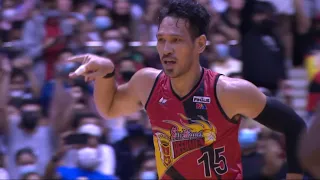 June Mar's triple caps San Miguel's Game 7 win | Honda S47 PBA Philippine Cup 2022