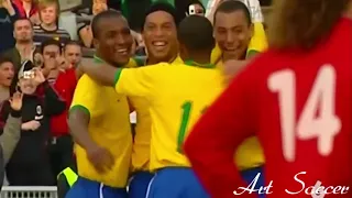 Bu Video, Ronaldinho'nun 1 MİLYAR DOLAR Değerinde OLDUĞUNU Gösteriyor