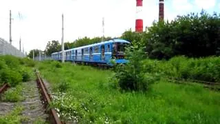 Состав метро 81-717/714 тестируют на железной дороге