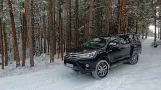 Toyota Hilux in winter forest  / GoPro Hero 10 / 4K
