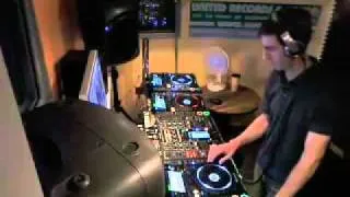 DJ David X - Old-School Hardcore Breakbeat Techno Live Mix Jan. 29 2012 - 1991 1992