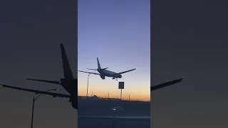 China airlines Boeing 777 landing at lax