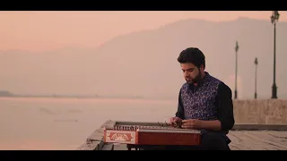 Manike mage hithe instrumental session by Sahil santoor Dal Lake