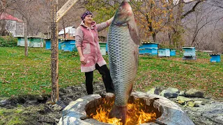 Frying a Giant Fish in a Tandoor! - Incredibly delicious 15kq carp fish recipe in the village
