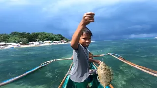 marami paring nahuli ang mga bata kahit NASA malapit Lang