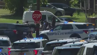 3 officers killed, 5 injured while trying to serve warrant in North Carolina: authorities