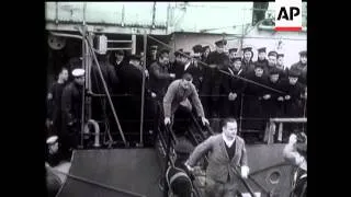 U-Boat Prisoners Arrive - U35