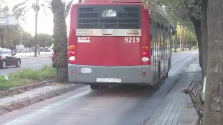 EMT Valencia Route 18: 2006 Irisbus CityClass Castrosua City Versus arriving and departing