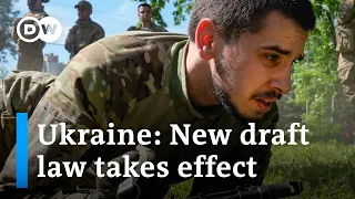 How thousands of new conscripts are set to replenish exhausted Ukrainian ranks | DW News