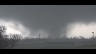 violent tornado hit winterset Iowa March 5, 2022