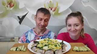 МУКБАНГ КОПЧЕНАЯ СКУМБРИЯ С КАРТОФЕЛЕМ | MUKBANG SMOKED MACKEREL WITH POTATOES #mukbang #asmrrussia