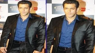 Salman Khan In Black Suit @ 4th Big Star Entertainment Awards 2013