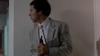 Miami Vice S01E12 - Scene 4