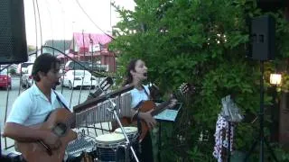 Farrucas Duo (2010) playing Trista Pena by the Gipsy Kings