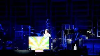 Paul McCartney - Lady Madonna (live @ Hyde Park)