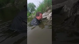 Noodling catfish in Wisconsin waters...just a good time #getbit #wisconsinnoodling