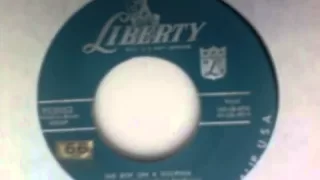 BOY ON A DOLPHIN - JULIE LONDON - 45RPM LIBERTY LABEL 1957.