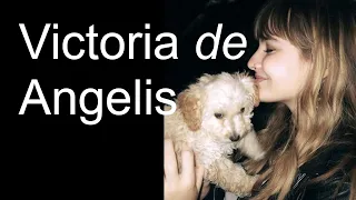 Victoria de Angelis being Vic de Angelis for 4 minutes