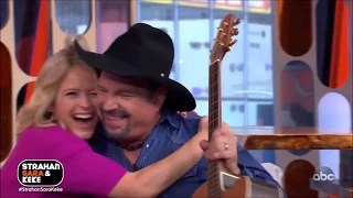 Garth Brooks Sings Impromptu " Friends In Low Places" Live 2020 HD 1080p