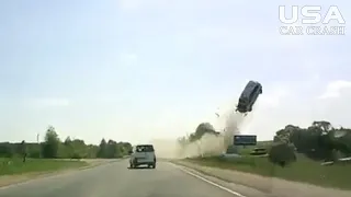 Craziest Car Crash Compilation - Terrible driving fails of 2020 #21