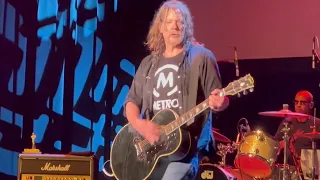 Soul Asylum - "Runaway Train" - Riviera Theater, North Tonawanda, NY - 09/21/2023 - EPIC performance