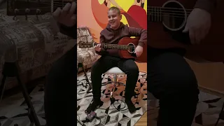 Крила  на вірш Ліни Костенко (переспів Kozak System) 🎸  Остап виконує під гітару та соло на мелодиці