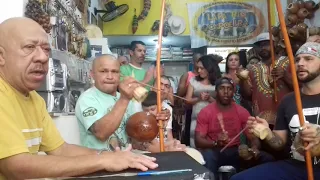 Capoeira mestre boa voz em lançamento de seu novo cd na lapa rio de janeiro