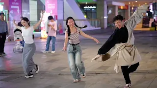 Tibetan dance "Auspicious Eight Treasures"