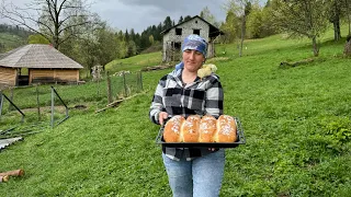 A touching story about life in a mountain village: finally waited for chickens