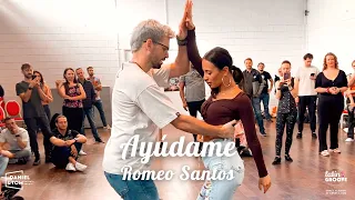 Ayúdame Bachata Romeo Santos | Daniel y Tom Bachata Groove Demo