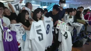 Japanese fans go mad as Real arrive