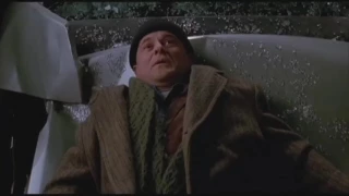 Home Alone 2 - Harry falls onto a car (in reverse)