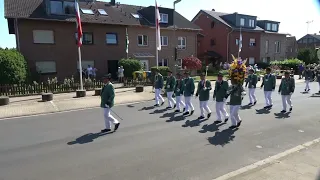 Aufmarsch zur Königsparade in Rosellerheide-Neuenbaum  am 26.06 2023.