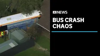 Passenger bus smashes into houses on Melbourne's Mornington Peninsula | ABC News